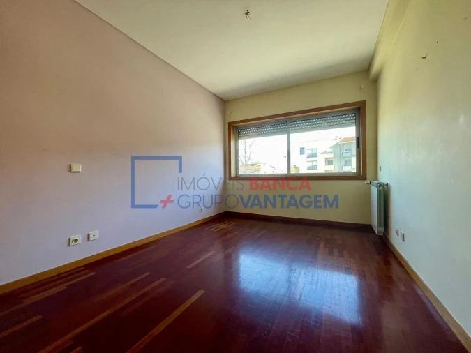 Apartamento T4 para Venda em Custóias, Leça do Balio e Guifões Foto 18