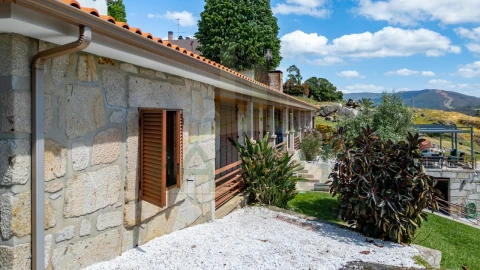 Moradia T4 para Venda em Vilar de Mouros