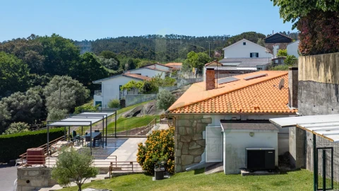 Moradia T4 para Venda em Vilar de Mouros