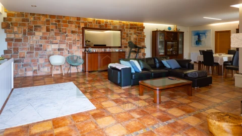 Moradia T4 para Venda em Vilar de Mouros