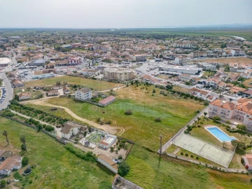 Terreno para Venda em Samora Correia