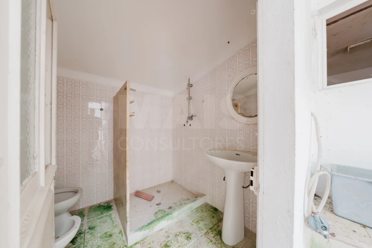 Moradia T2 para Venda em Atouguia da Baleia Foto 8