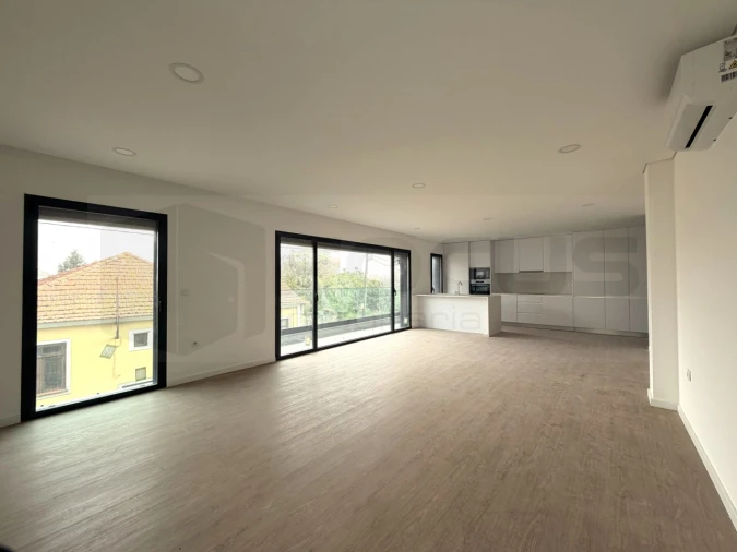 Apartamento T2 para Venda em Esgueira Foto 3