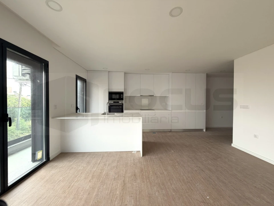 Apartamento T2 para Venda em Esgueira Foto 4