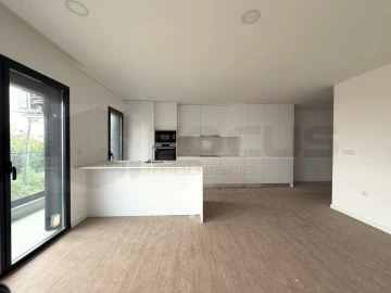 Apartamento T2 para Venda em Esgueira