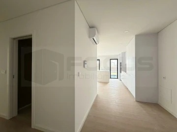 Apartamento T1 para Venda em Esgueira
