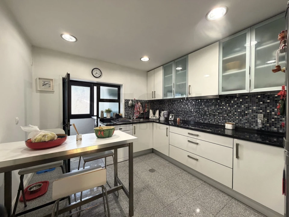 Apartamento T3 para Venda em Glória e Vera Cruz Foto 10