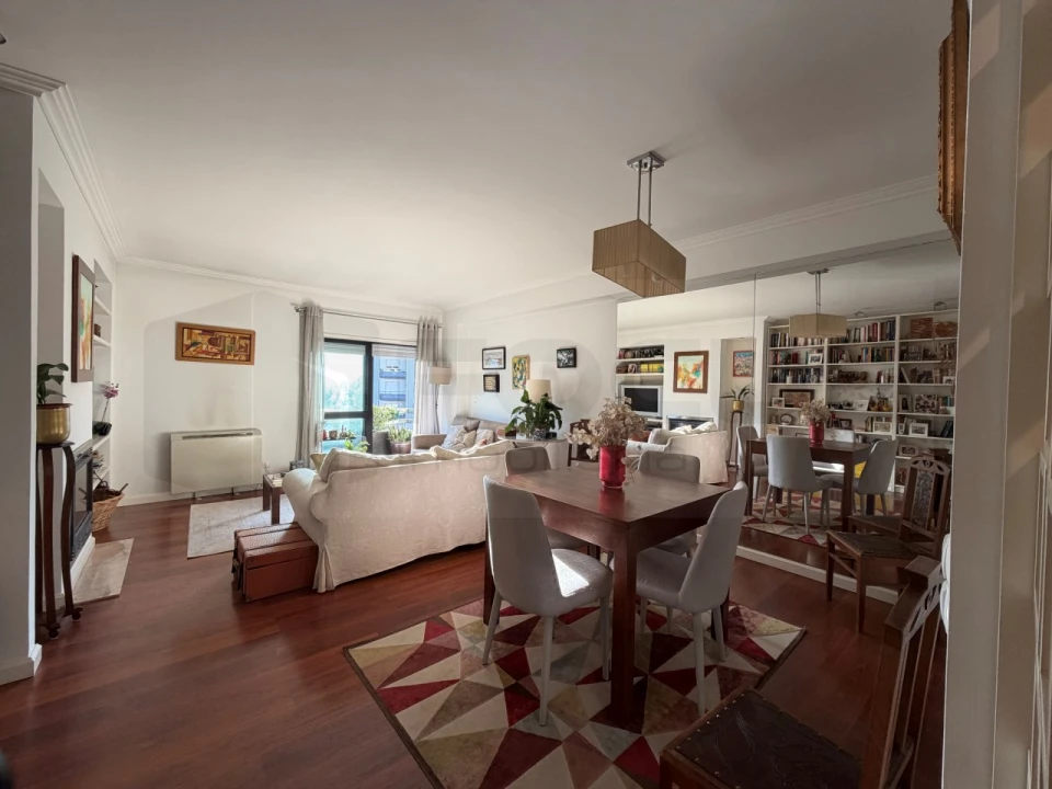 Apartamento T3 para Venda em Glória e Vera Cruz Foto 4