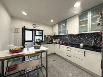 Apartamento T3 para Venda em Glória e Vera Cruz