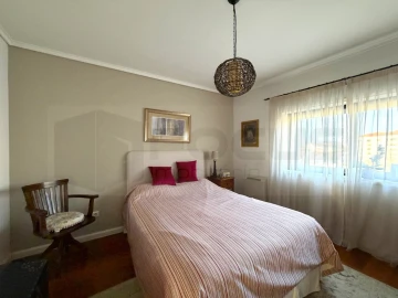 Apartamento T3 para Venda em Glória e Vera Cruz