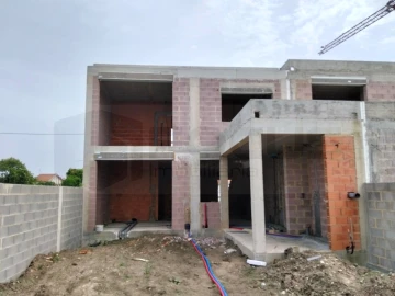 Moradia T4 para Venda em Cacia