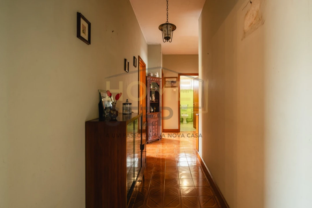 Moradia T3 para Venda em Serzedo e Perosinho Foto 32