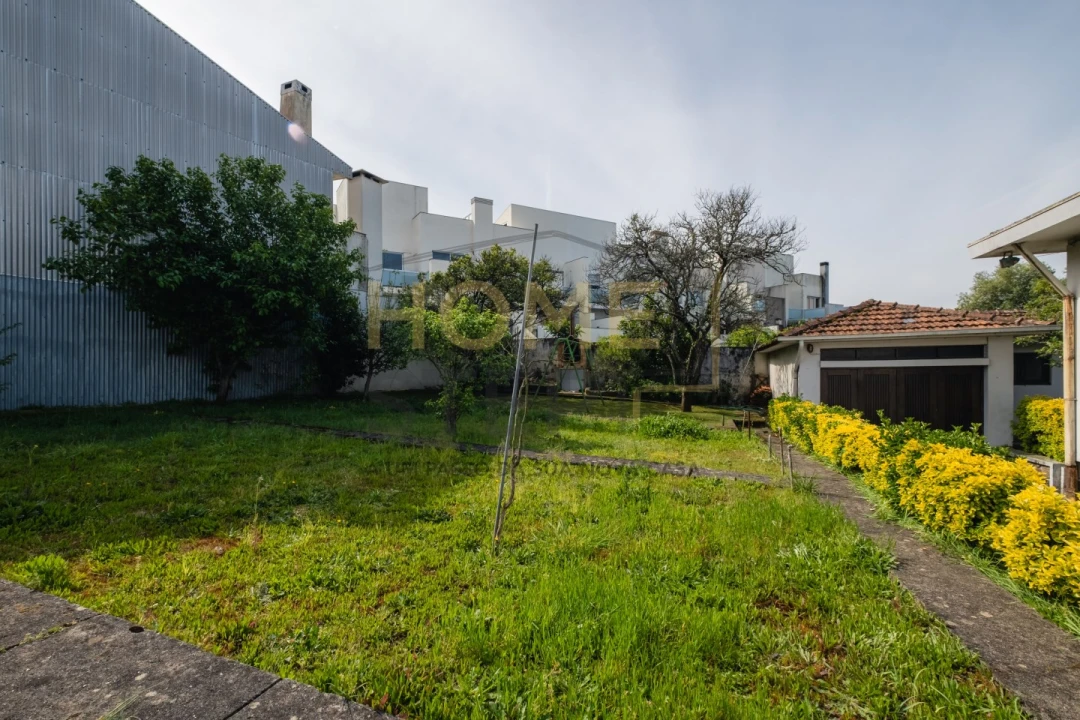 Moradia T3 para Venda em Serzedo e Perosinho Foto 48