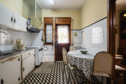 Moradia T3 para Venda em Serzedo e Perosinho