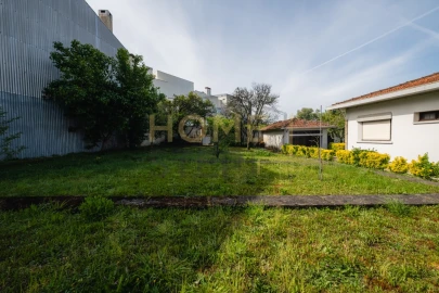 Moradia T3 para Venda em Serzedo e Perosinho