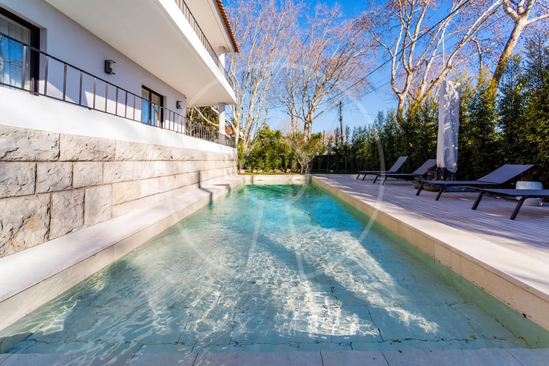 Moradia T6 para Venda em Carcavelos e Parede Foto 4