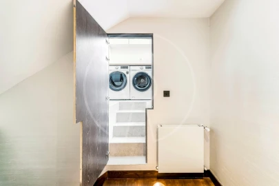 Moradia T6 para Venda em Carcavelos e Parede