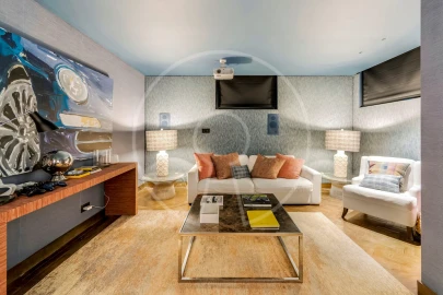 Moradia T6 para Venda em Carcavelos e Parede