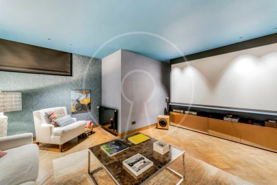 Moradia T6 para Venda em Carcavelos e Parede