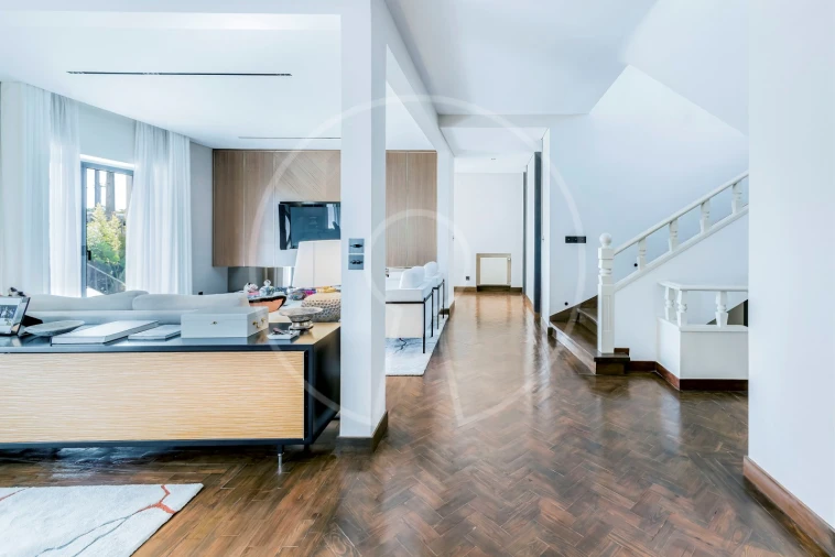 Moradia T6 para Venda em Carcavelos e Parede Foto 6