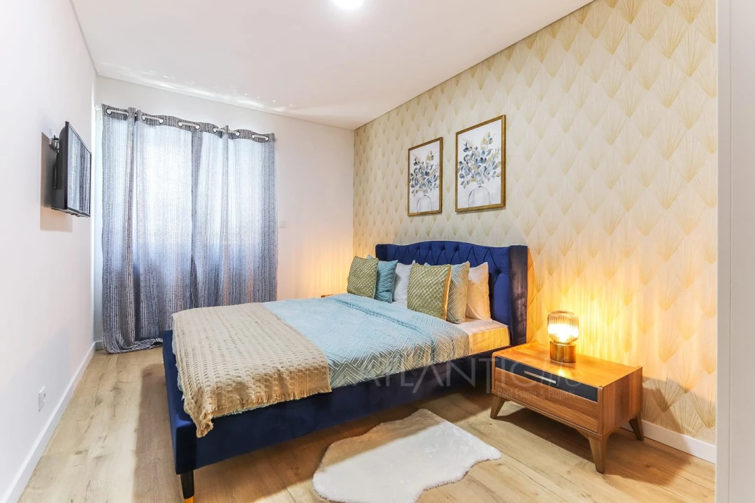 Apartamento T2 para Venda em Agualva e Mira-Sintra Foto 8