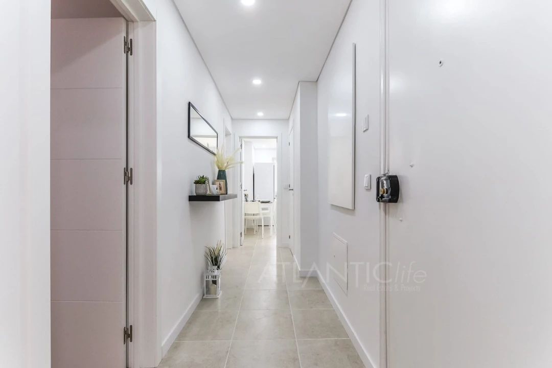 Apartamento T2 para Venda em Agualva e Mira-Sintra Foto 12