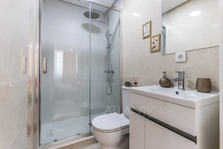 Apartamento T2 para Venda em Agualva e Mira-Sintra Foto 18