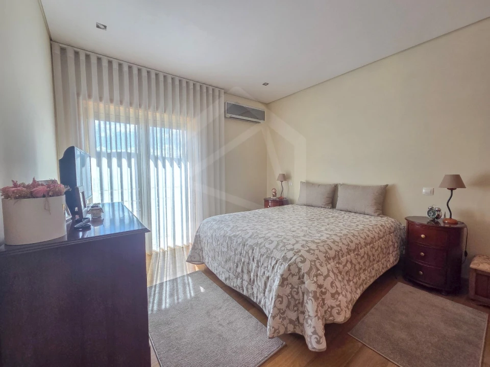 Moradia T4 para Venda em O. Azeméis, Riba-Ul, Ul, Macinhata Seixa, Madail Foto 33