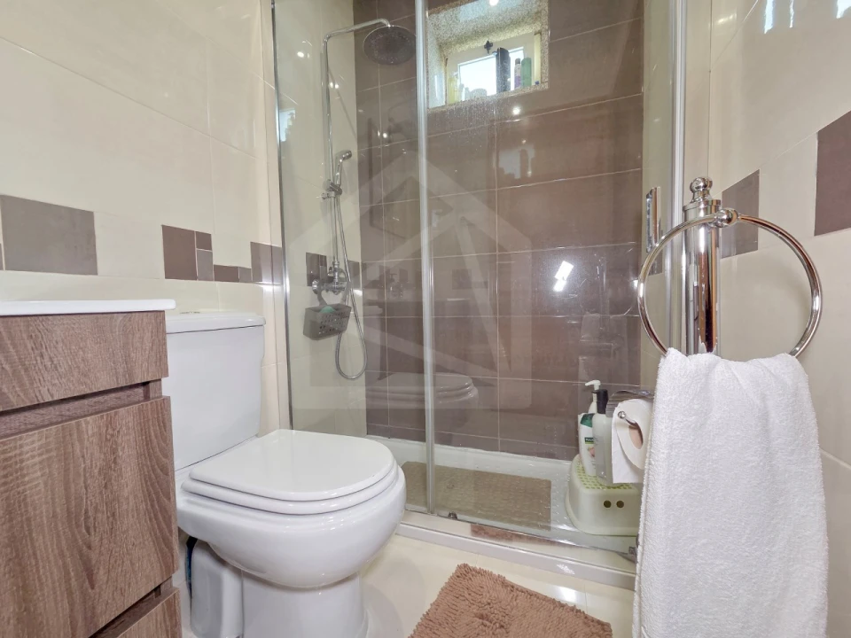 Moradia T4 para Venda em O. Azeméis, Riba-Ul, Ul, Macinhata Seixa, Madail Foto 39