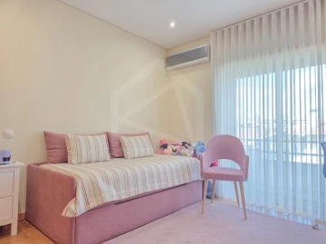 Moradia T4 para Venda em O. Azeméis, Riba-Ul, Ul, Macinhata Seixa, Madail