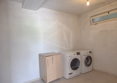 Moradia T4 para Venda em O. Azeméis, Riba-Ul, Ul, Macinhata Seixa, Madail