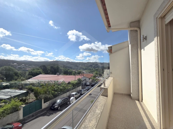 Moradia T4 para Venda em O. Azeméis, Riba-Ul, Ul, Macinhata Seixa, Madail Foto 38