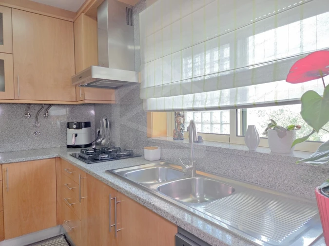 Moradia T4 para Venda em O. Azeméis, Riba-Ul, Ul, Macinhata Seixa, Madail Foto 8