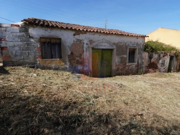 Moradia para Venda em A dos Negros