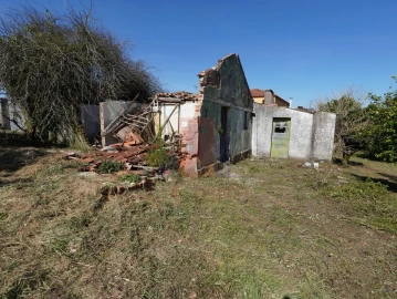 Moradia para Venda em A dos Negros