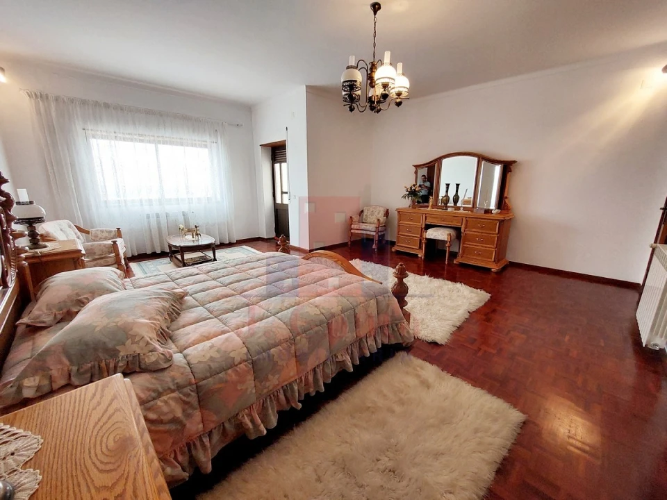 Moradia T4 para Venda em Gaeiras Foto 20