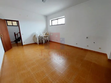 Moradia T4 para Venda em Gaeiras