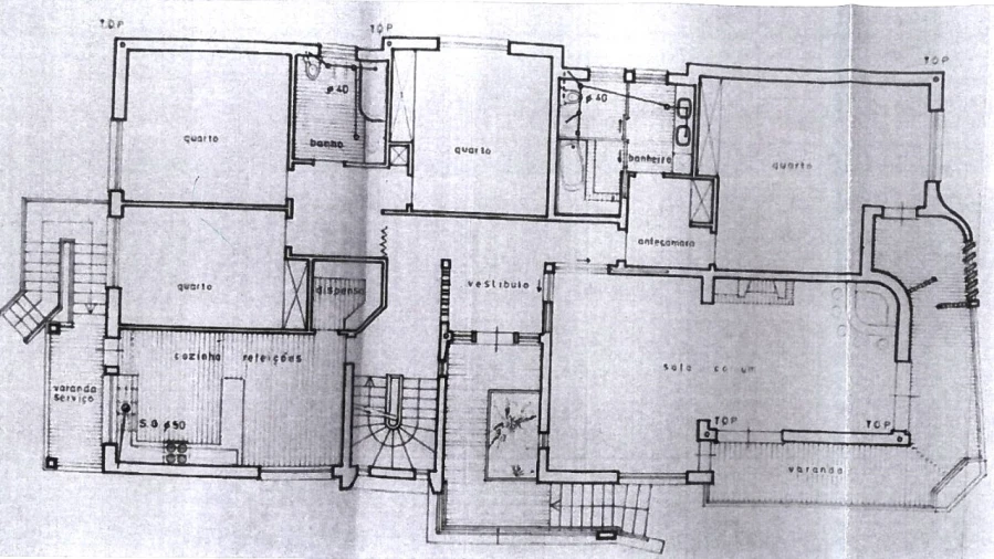 Moradia T4 para Venda em Gaeiras Planta 3