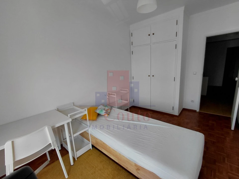 Apartamento T3 para Arrendamento em Caldas da Rainha - Santo Onofre e Serra do Bouro Foto 27