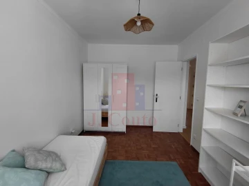 Apartamento T3 para Arrendamento em Caldas da Rainha - Santo Onofre e Serra do Bouro