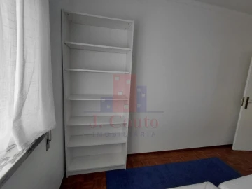 Apartamento T3 para Arrendamento em Caldas da Rainha - Santo Onofre e Serra do Bouro
