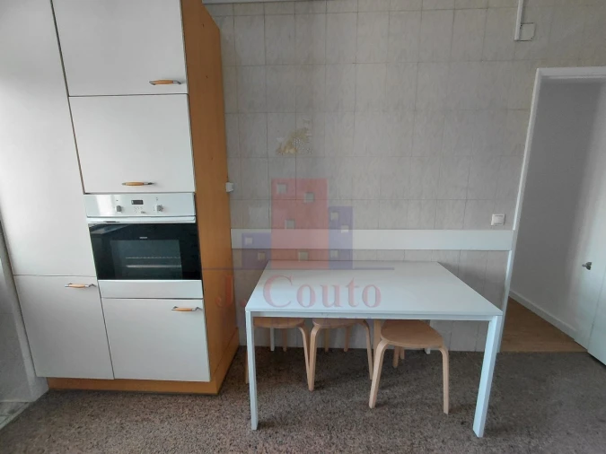Apartamento T3 para Arrendamento em Caldas da Rainha - Santo Onofre e Serra do Bouro Foto 22