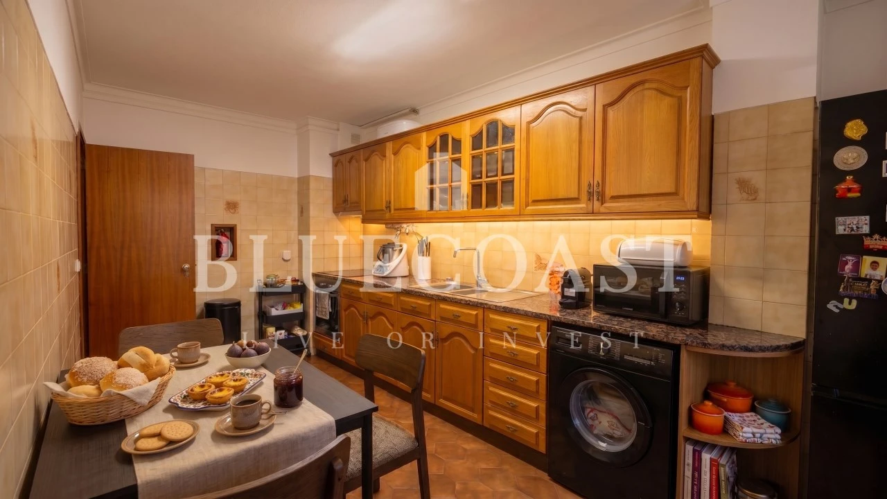 Apartamento T2 para Venda em Amora Foto 2