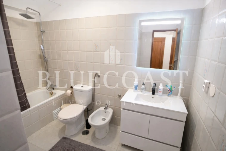 Apartamento T2 para Venda em Amora Foto 4