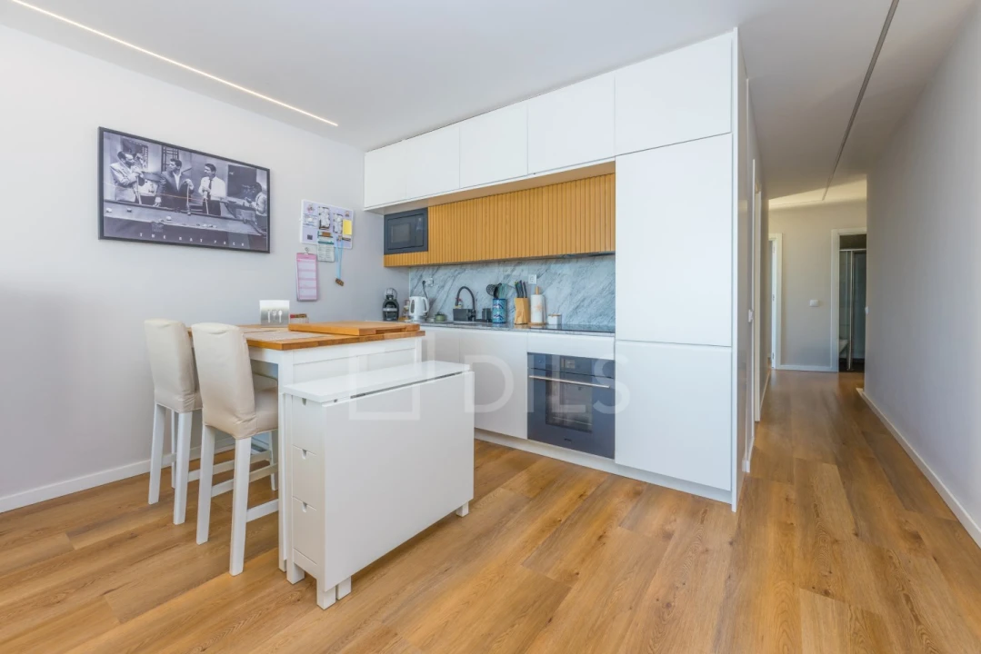 Apartamento T2 para Venda em Quarteira Foto 4
