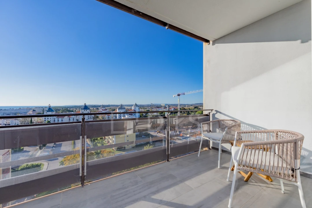 Apartamento T2 para Venda em Quarteira Foto 17