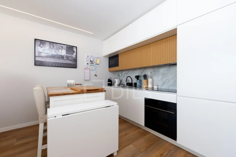 Apartamento T2 para Venda em Quarteira Foto 2