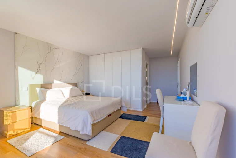 Apartamento T2 para Venda em Quarteira Foto 15