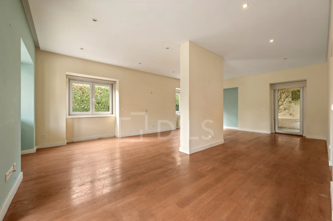 Apartamento T2 para Venda em Cascais e Estoril Foto 3