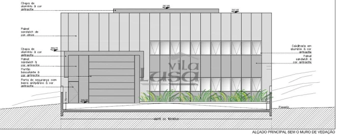 Armazém para Venda em Arrifana